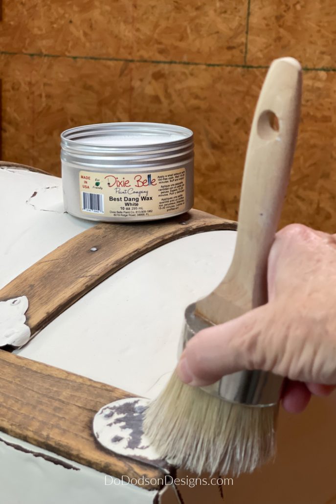 How To Paint Metal Furniture with Dixie Belle Paint products!