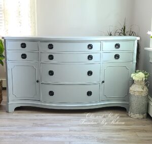 Dresser paint in one CMP Color. 